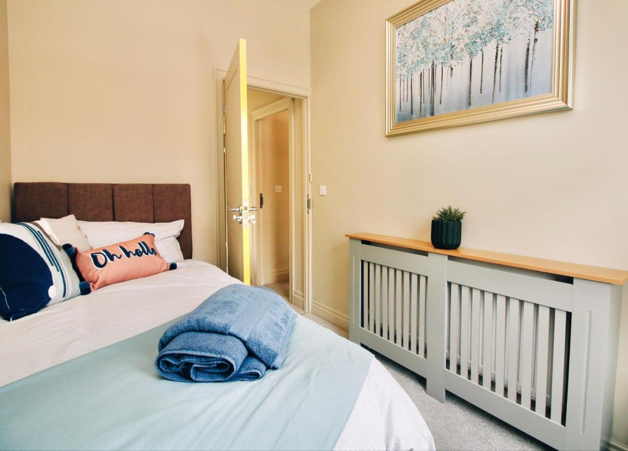 Xxhot Tubxx 4Bed Semi, Sleeps 8, 2 Bathrooms Blackpool Exterior photo