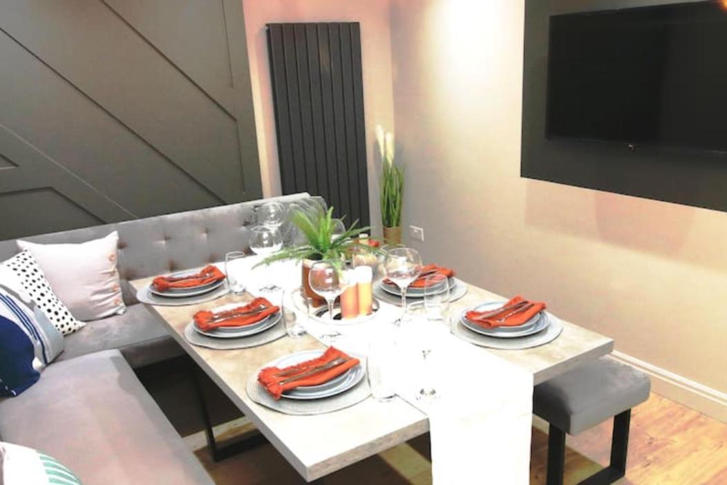 Xxhot Tubxx 4Bed Semi, Sleeps 8, 2 Bathrooms Blackpool Exterior photo