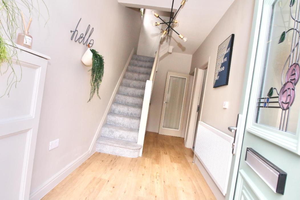 Xxhot Tubxx 4Bed Semi, Sleeps 8, 2 Bathrooms Blackpool Exterior photo