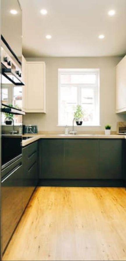 Xxhot Tubxx 4Bed Semi, Sleeps 8, 2 Bathrooms Blackpool Exterior photo
